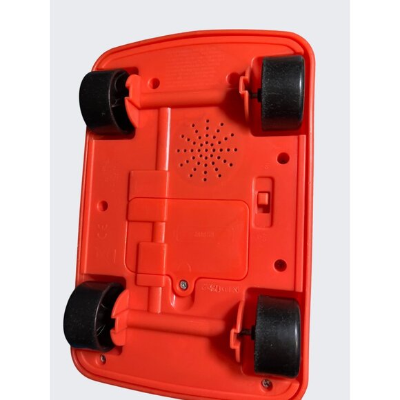 Peppa Pig Red Talking Car By Mattel with 3 Figures - Picture 10 of 15